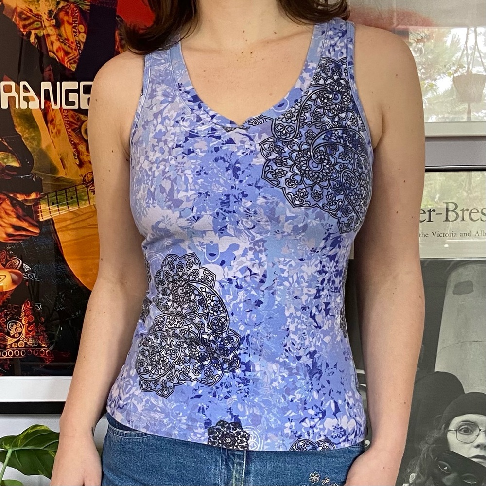 Patterned tank - Picture 3 of 4
